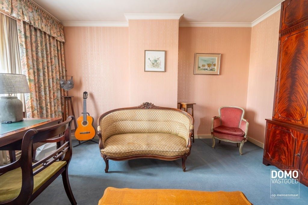 Karaktervolle woning - ruim, zonnig en centraal gelegen. Begint jouw nieuwe thuis hier? foto 25