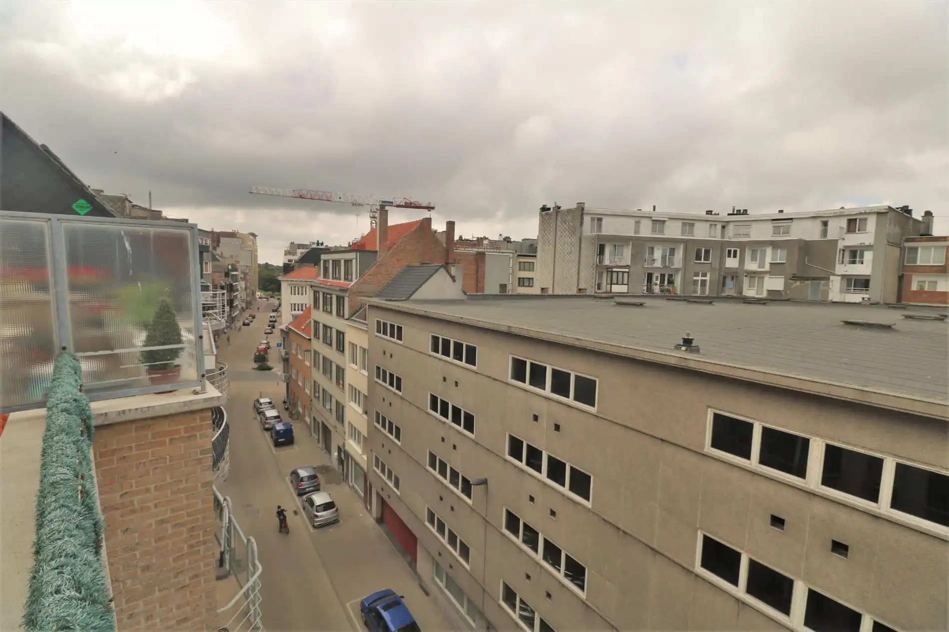 Duplexappartement met zonneteras en 2 slaapkamers in het centrum van Oostende! foto 12
