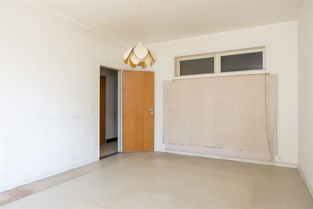 Te renoveren appartement met autostaanplaats foto 14