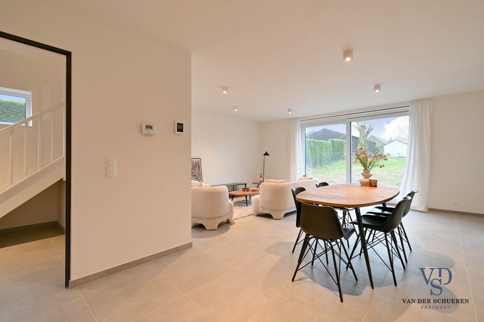 Uitzonderlijke BEN-woning nabij Tiegembos. foto 8