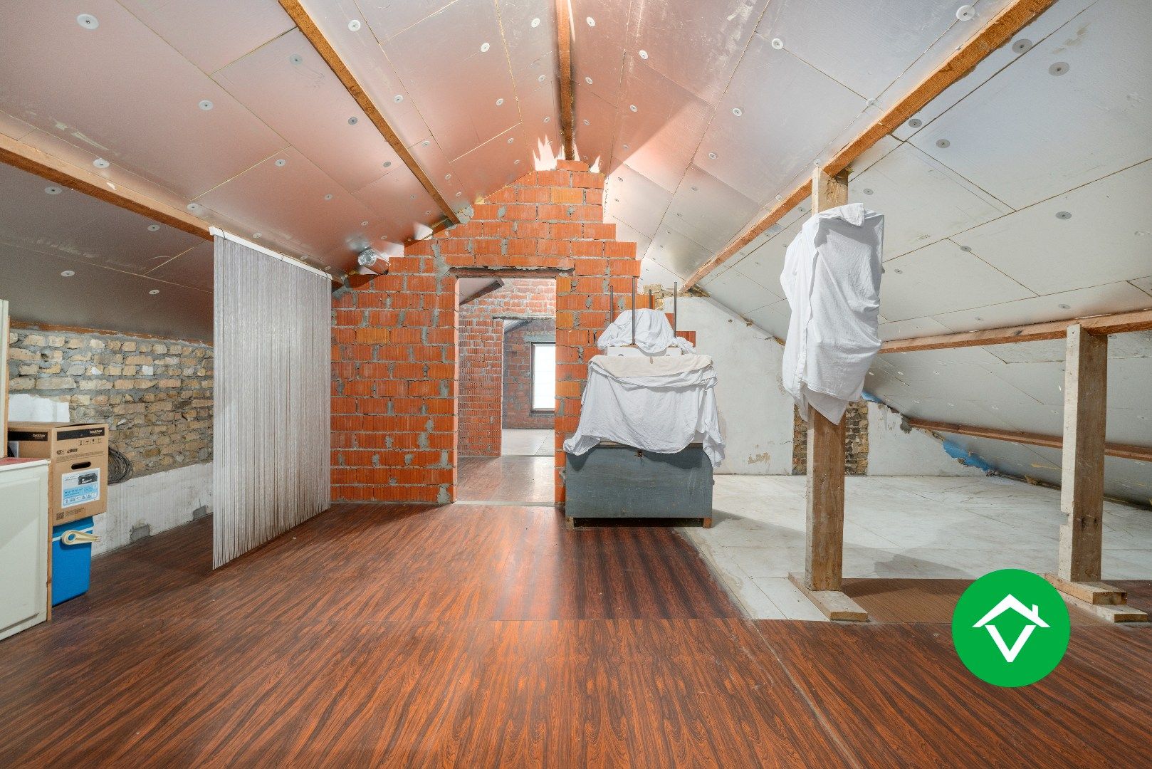 Rustig gelegen alleenstaande woning met bijgebouwen te Koekelare foto 16