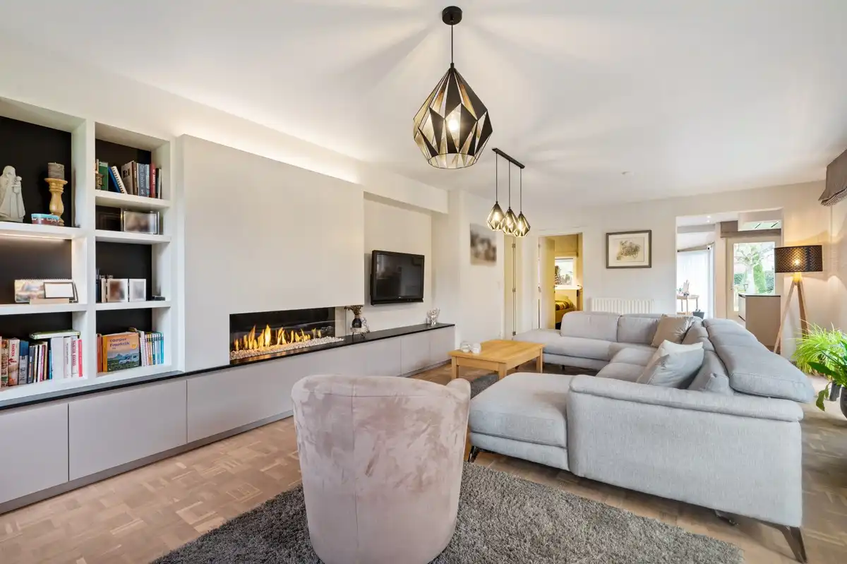 Thuiskomen in alle rust - charmante woning met 4 slaapkamers op 645 m² in doodlopende straat. foto 6