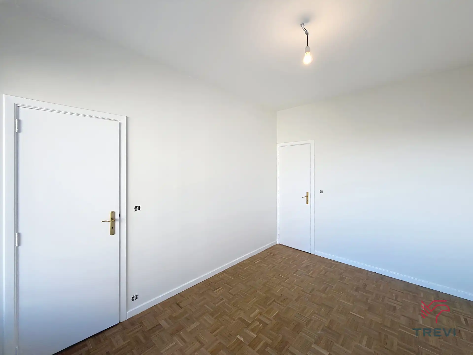 Opgefrist appartement met 1 slaapkamer op de Brugmannlaan ! foto 7