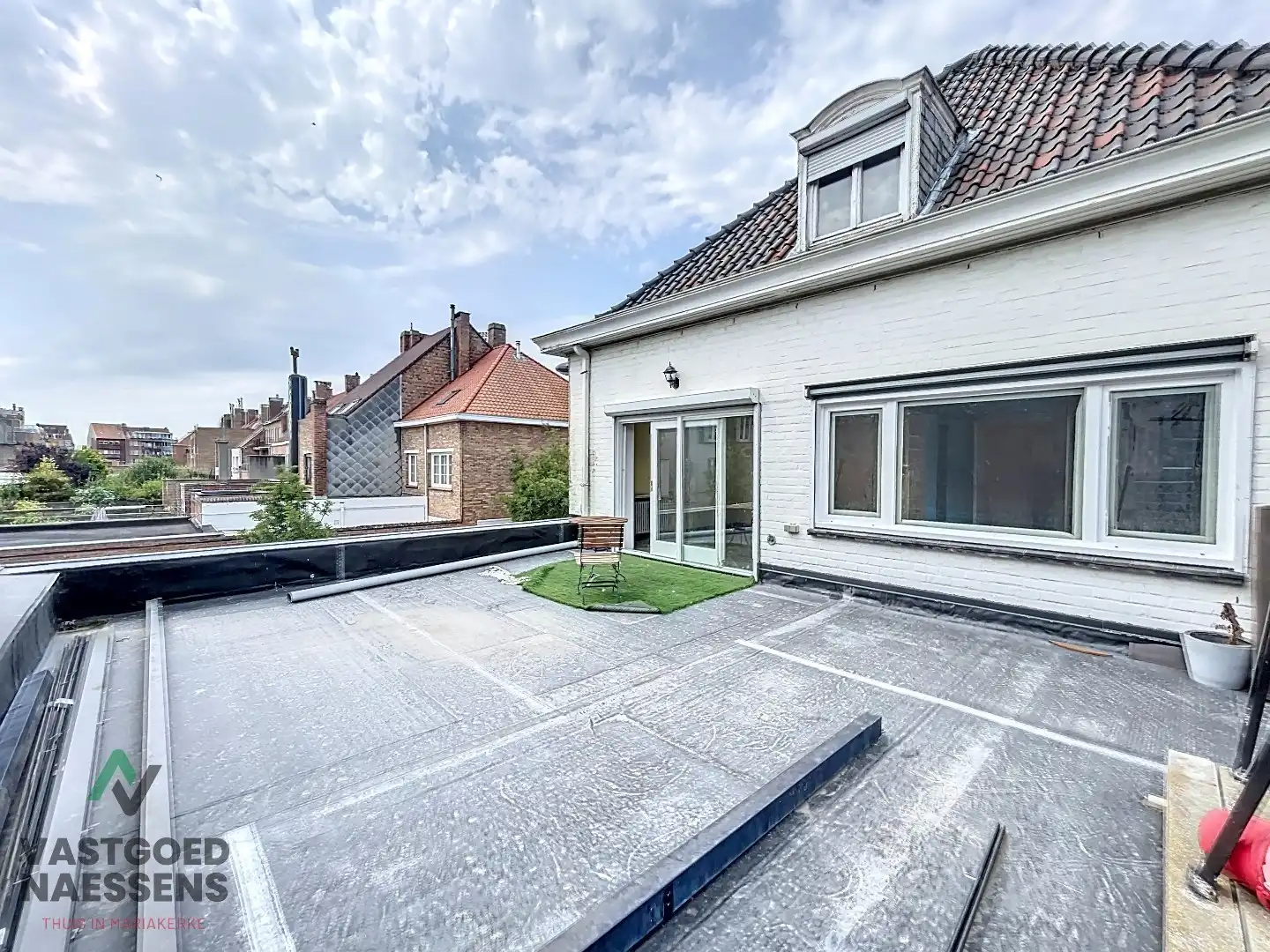 INVESTERINGSPAND/WONING - 5 SLPK - RUIME GARAGE - LOODS EN TERRAS foto 15