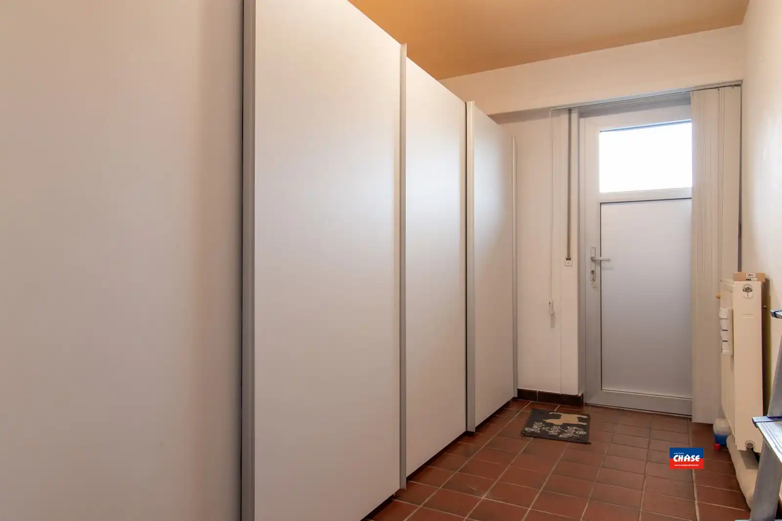 Gelijkvloersapp. met 2 slpks, tuin + garagebox foto 10