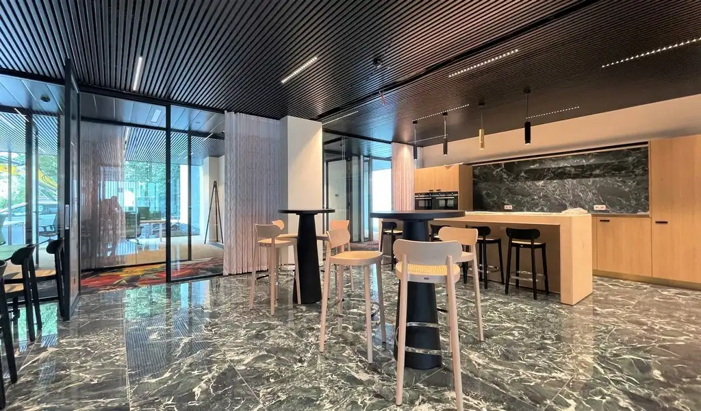 Full service kantoor in Humgy Singel te Berchem foto 25