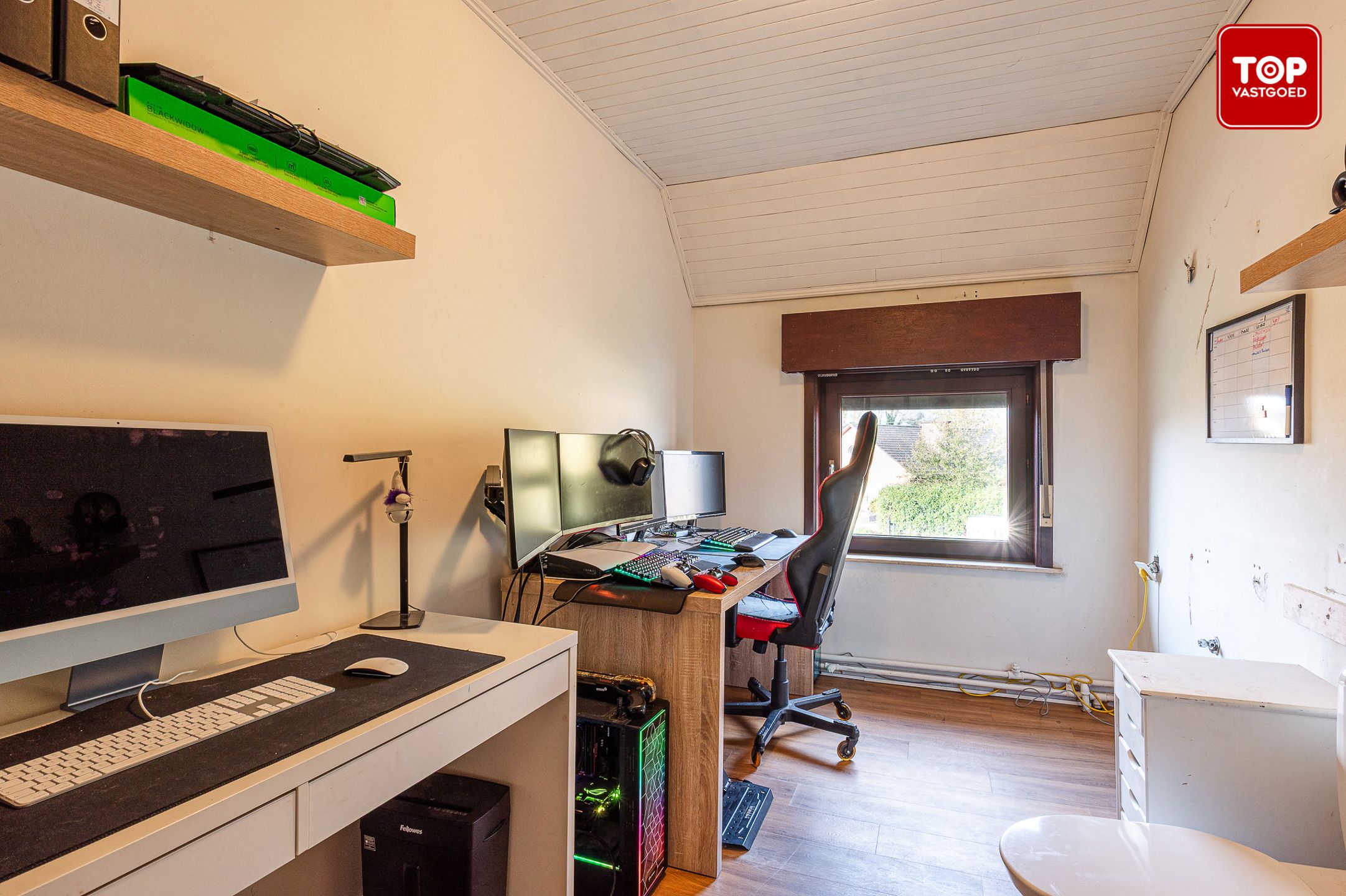 Statige alleenstaande woning met 4 slaapkamers op een perceel van 1591 m² foto 15