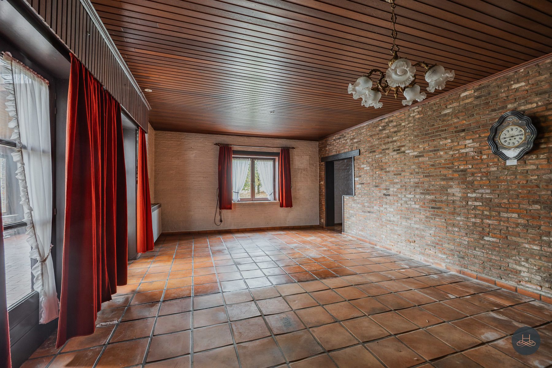 Groen, rustig gelegen woning op 1.71 ha tussen de weilanden foto 20