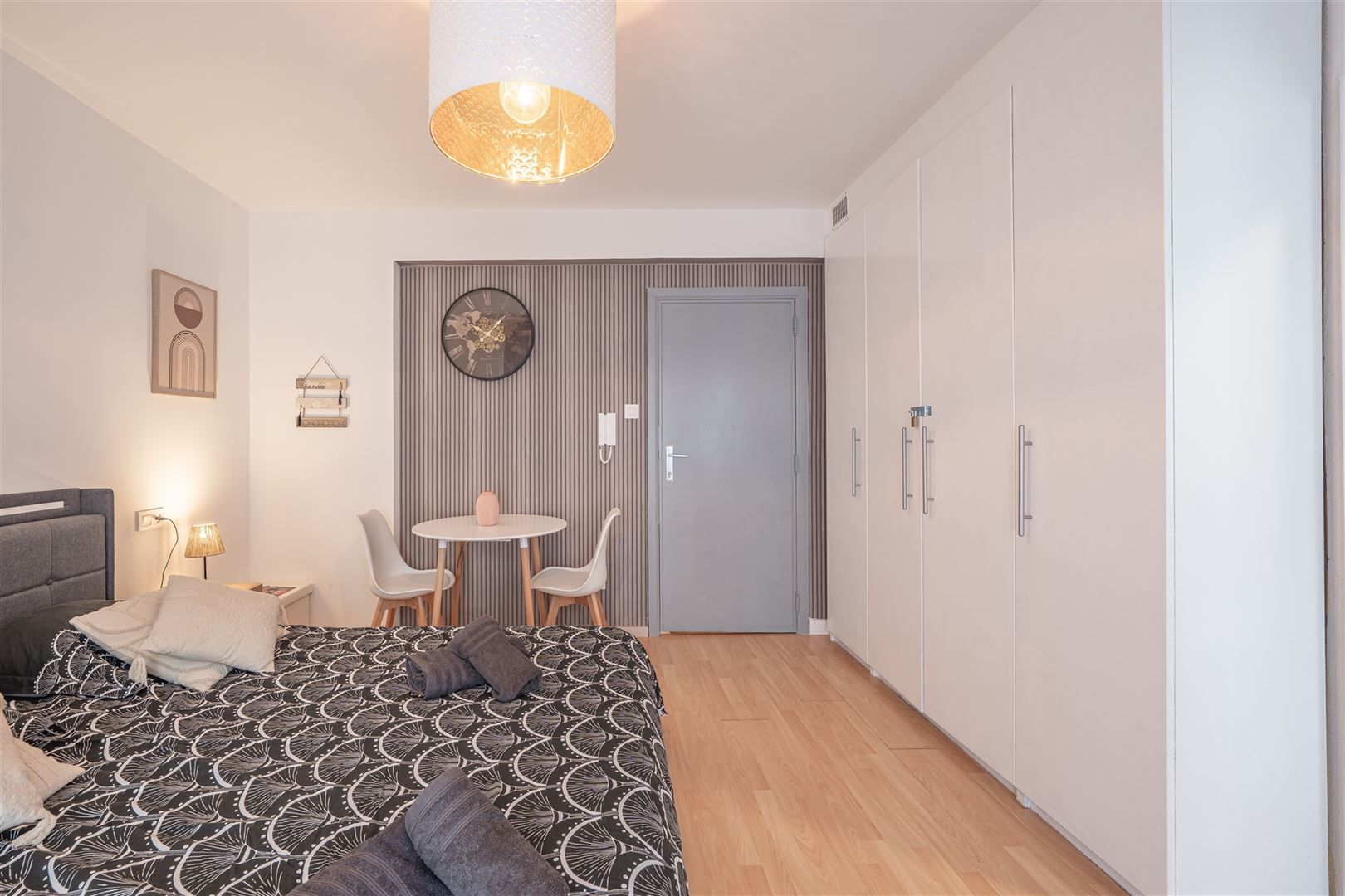 Hoofdfoto van de publicatie: studio