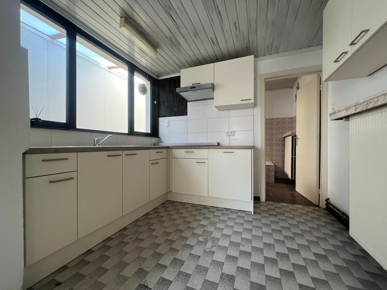 Goed gelegen woning met zonnige tuin foto 3