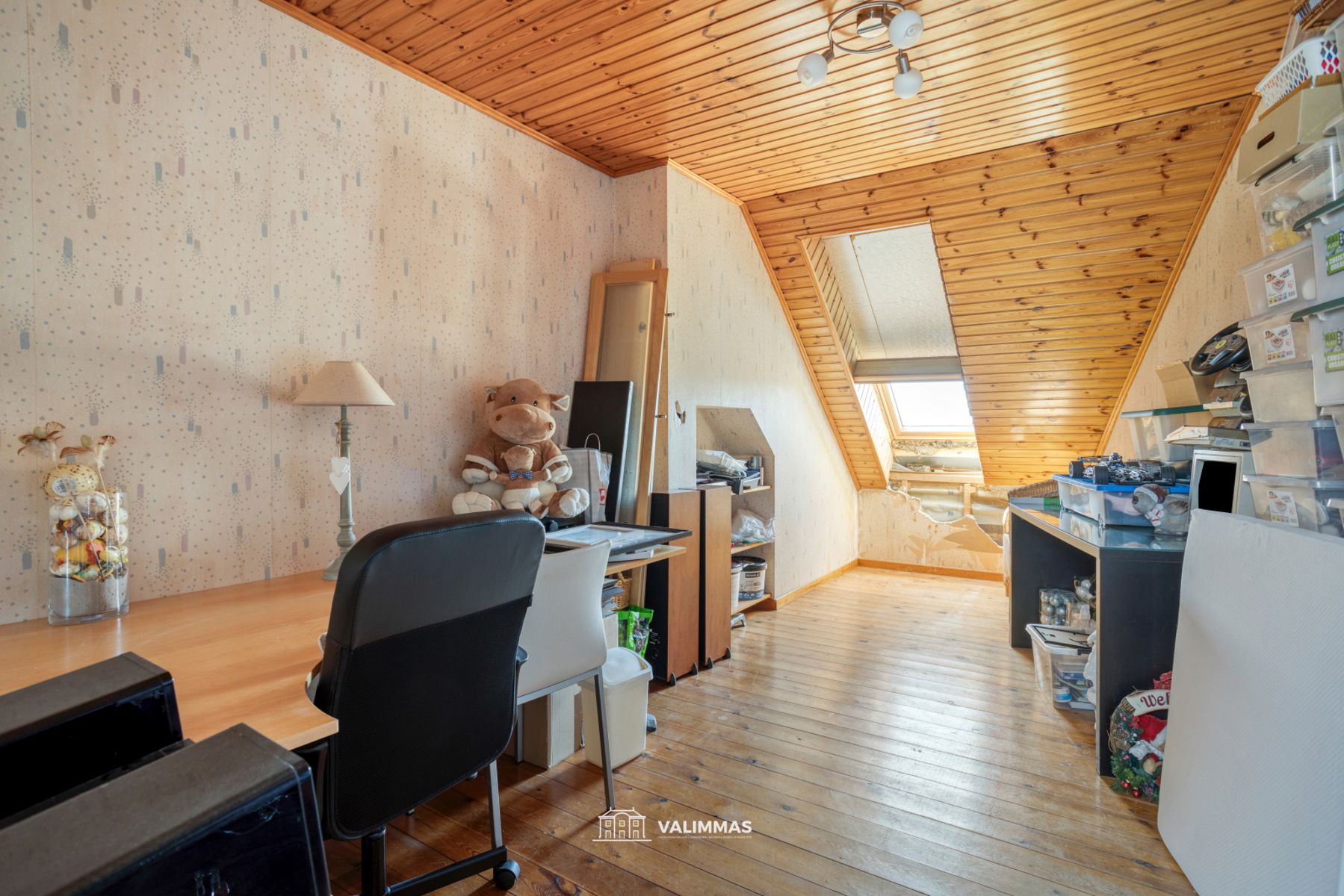 Instapklare & comfortabele driegevelwoning mt garage en tuin foto 21