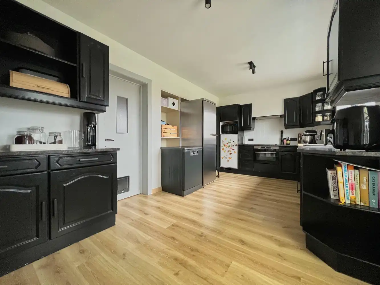 Alleenstaande, karaktervolle woning met zonnige tuin foto 6