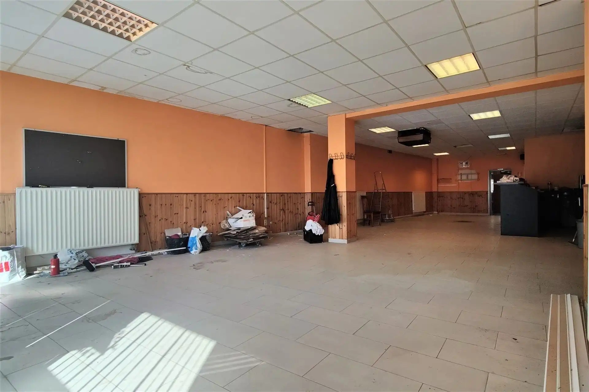 Handelspand met woonst op top locatie te Smeermaas foto 2