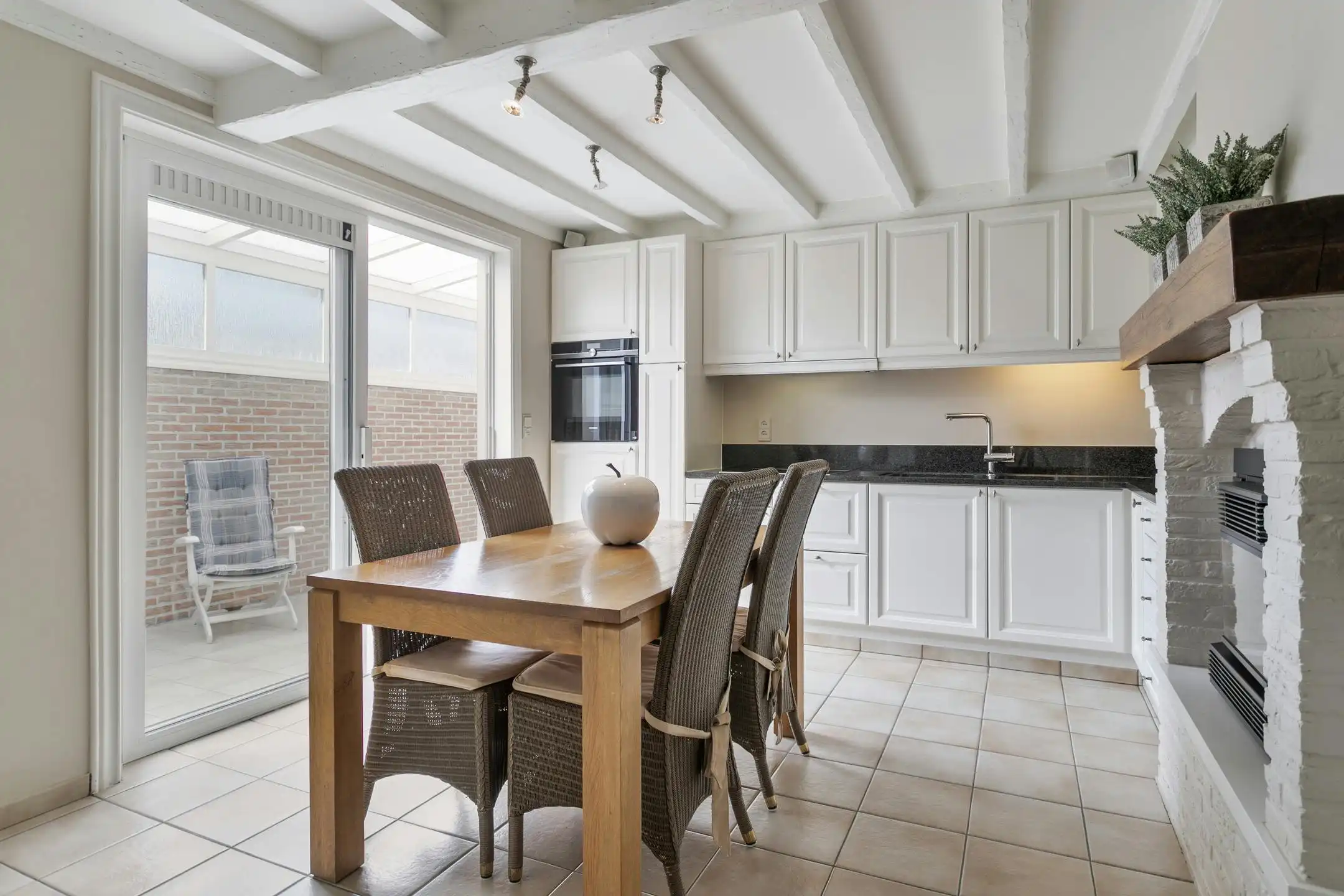 Handelspand met instapklare woning te Sint-Denijs foto 2