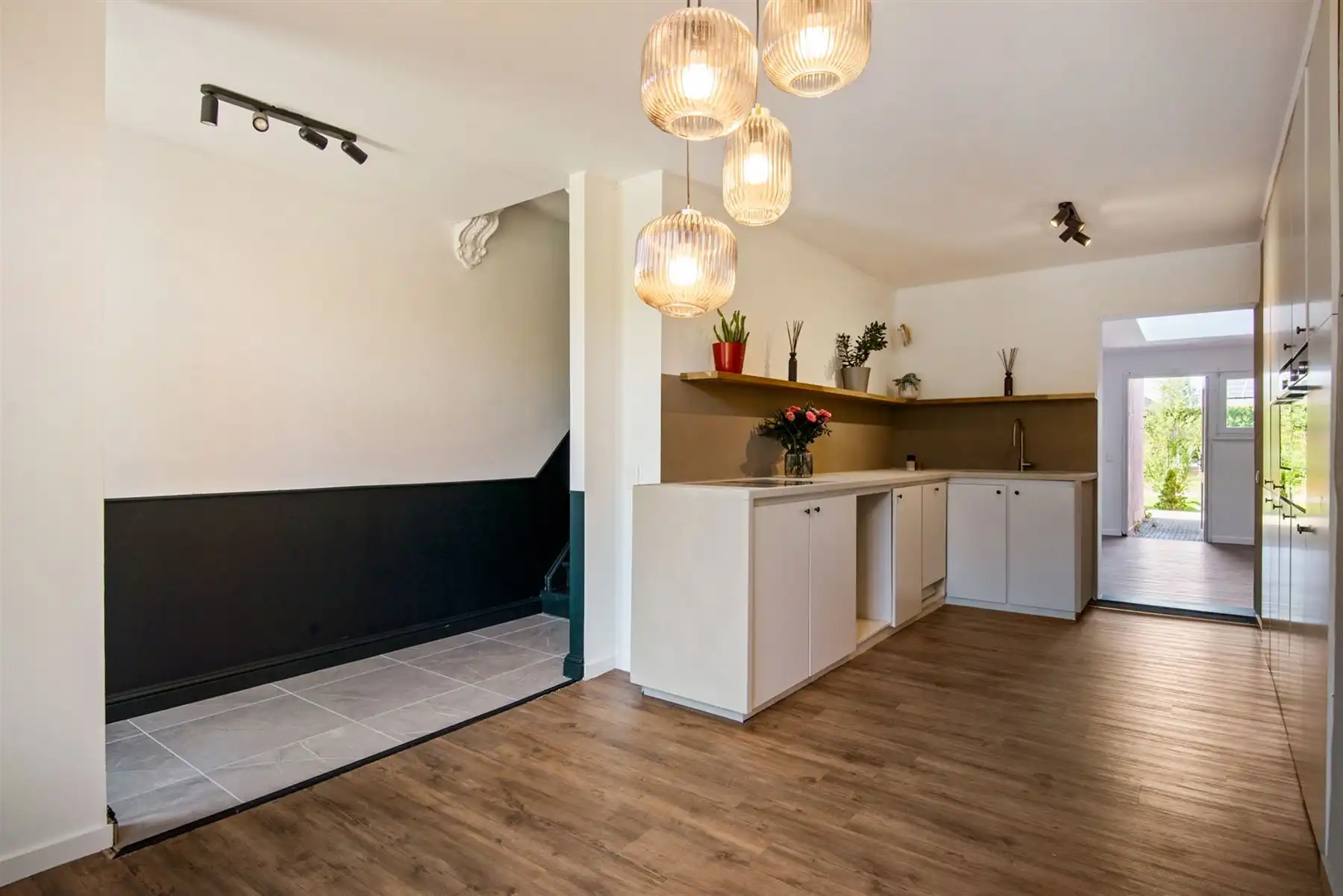 Prachtige woning in groene omgeving te Wilrijk foto 2