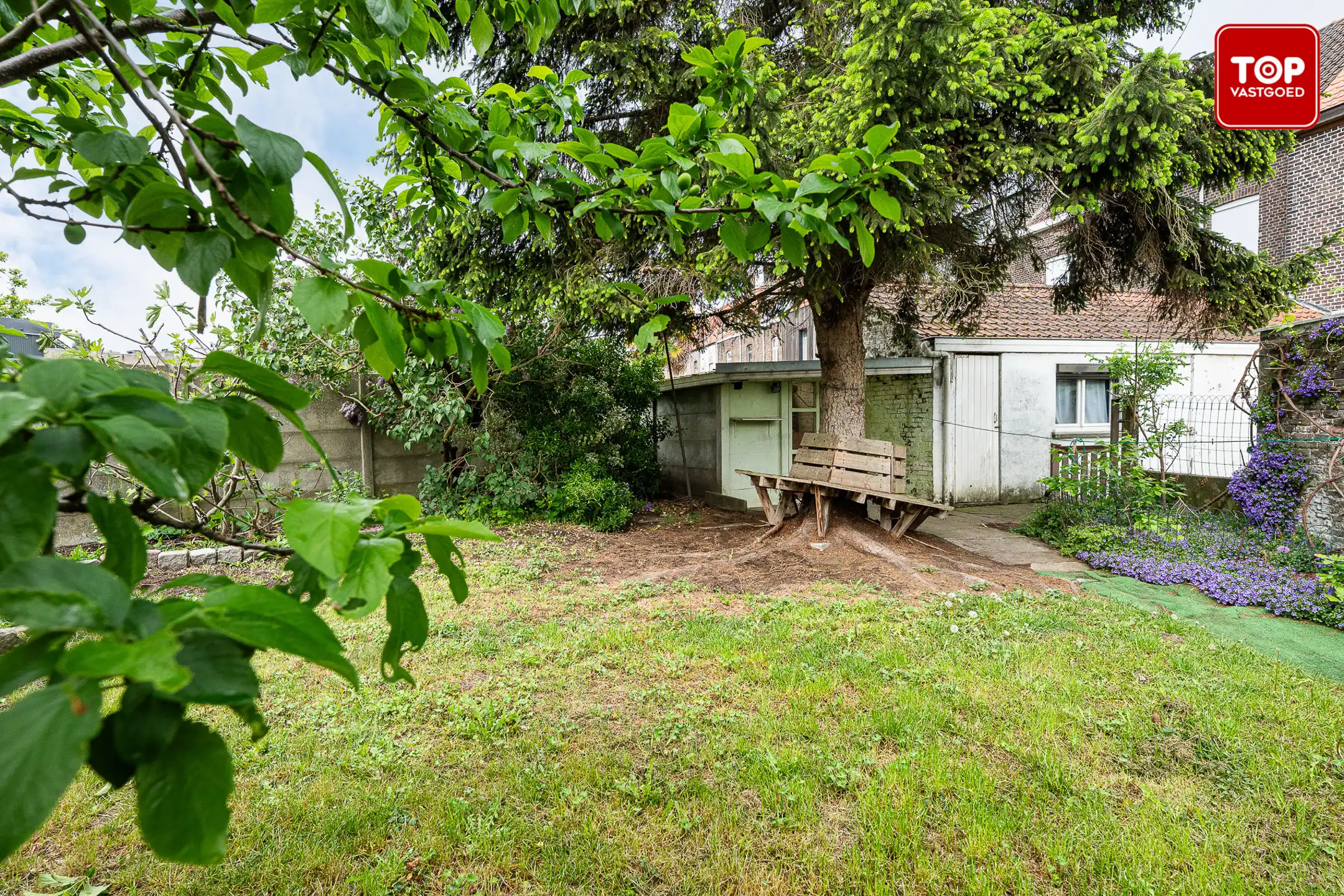 Woning met 3 slaapkamers en leuke tuin op toplocatie. foto 25