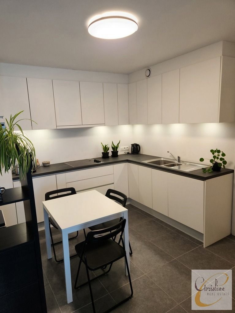 Modern instapklaar appartement met 1 slaapkamer. Topligging foto 9