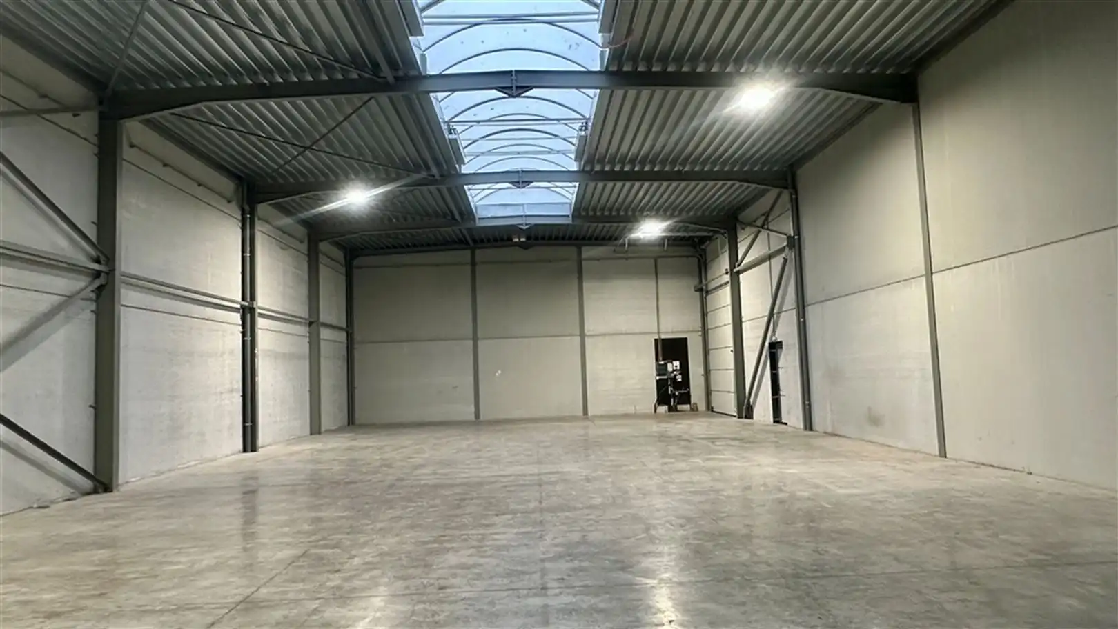 Recente KMO-unit te huur in Lievegem foto 5