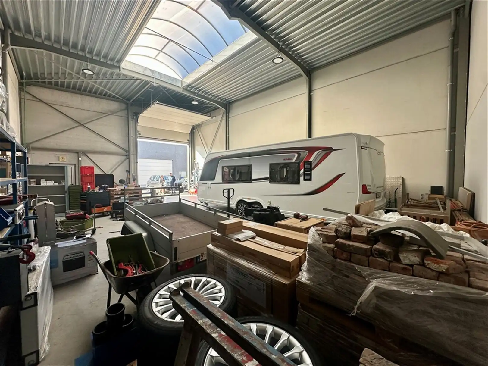 Recente KMO-unit te huur in Lievegem foto 3