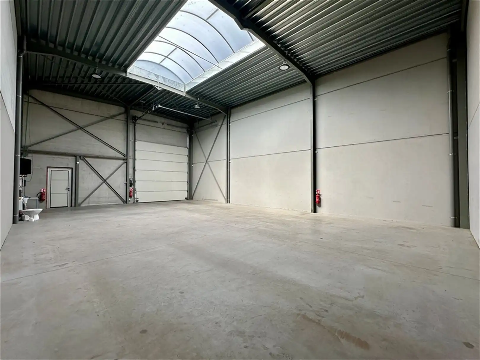 Recente KMO-unit te huur in Lievegem foto 5