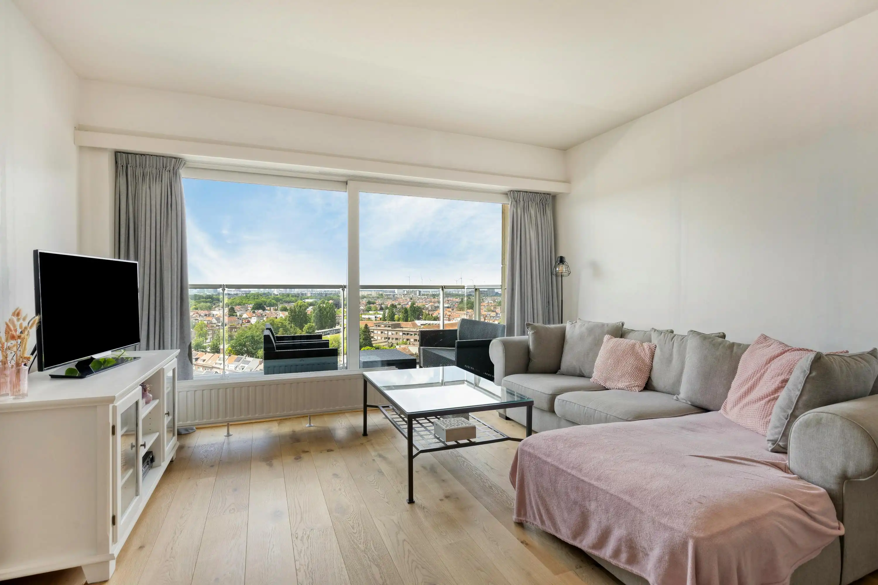 Appartement met terras en staanplaats te koop Merksem foto 5