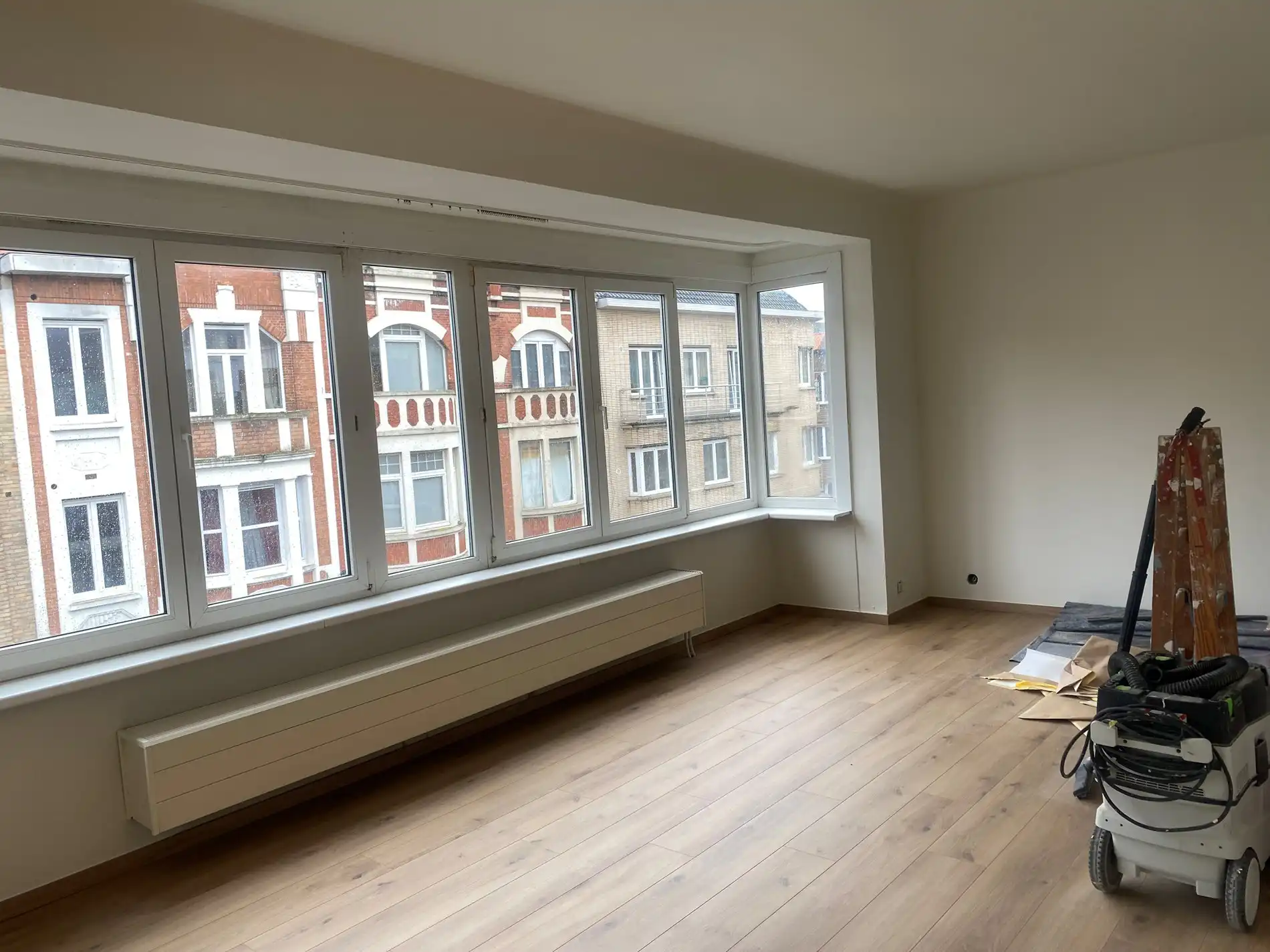 Recent gerenoveerd 2-slaapkamer appartement met terras te huur – Oostende📍 foto 5