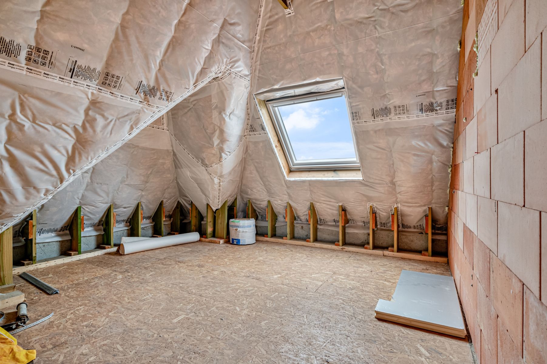 Uniek renovatieproject vergund voor twee villa-appartementen foto 6
