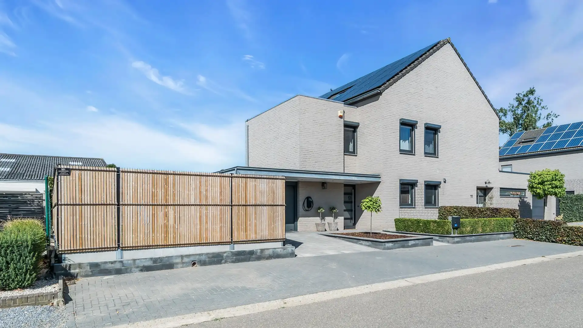 Modern en energiezuinig wonen vlak nabij Maastricht! foto {{pictureIndex}}