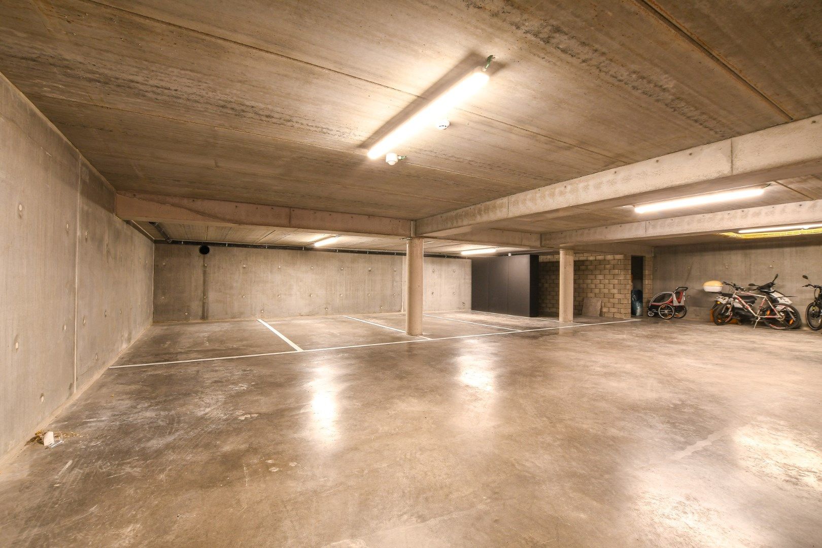 Staanplaats in ondergronds garagecomplex te koop op toplocatie!  foto 2