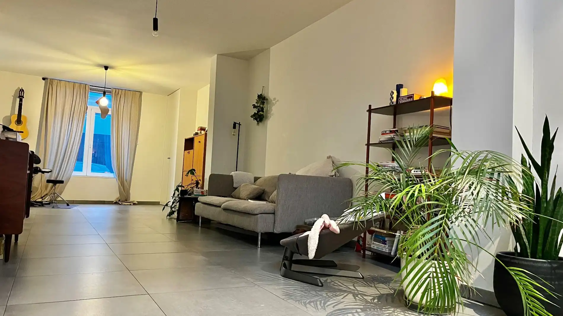 Welkom in deze ruime, vernieuwde BEN-woning met mogelijk 4 ruime slaapkamers, uitweg en zonnepanelen! foto 5