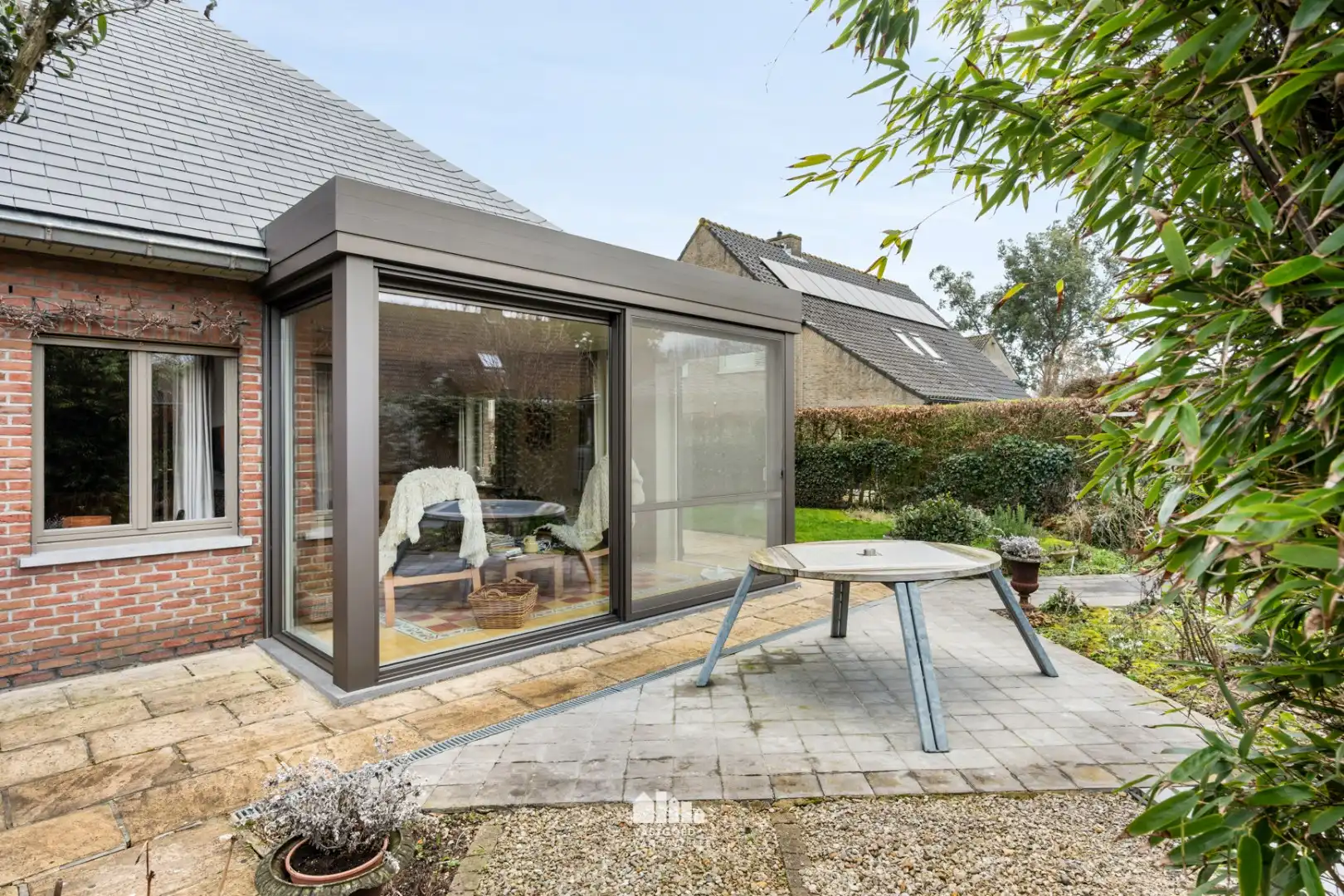 Instapklare villa met zonnige tuin op topligging in rustige wijk te Ieper foto 32