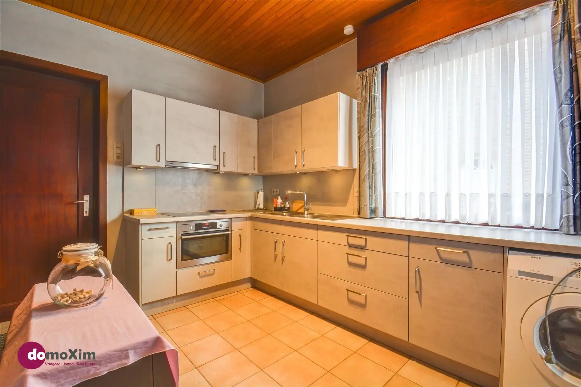 Gezinswoning met 3 slaapkamers en veel potentieel nabij het centrum van Boortmeerbeek foto 7