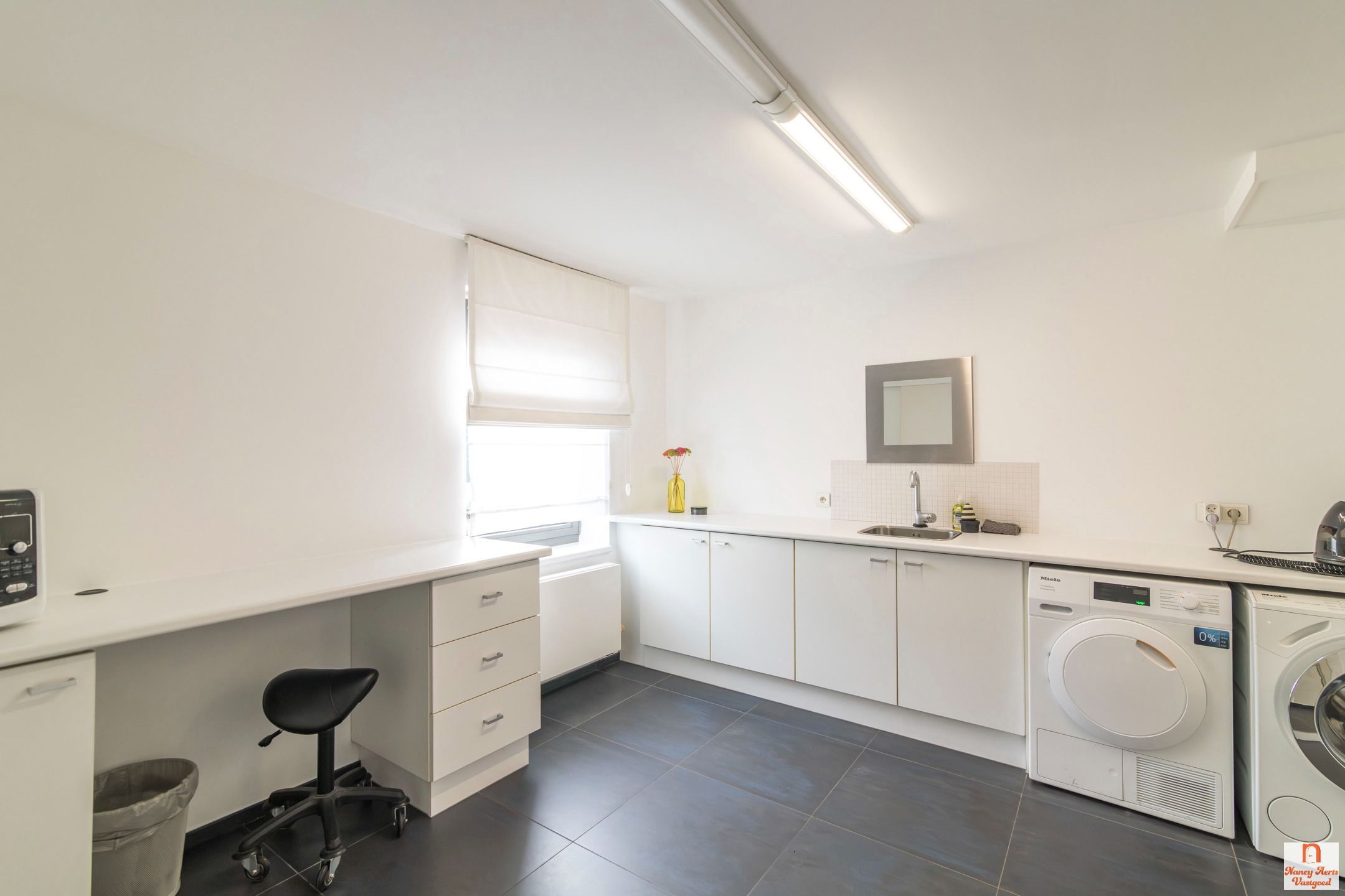 Een unieke woonbeleving op een idyllische plek in Koersel foto 11