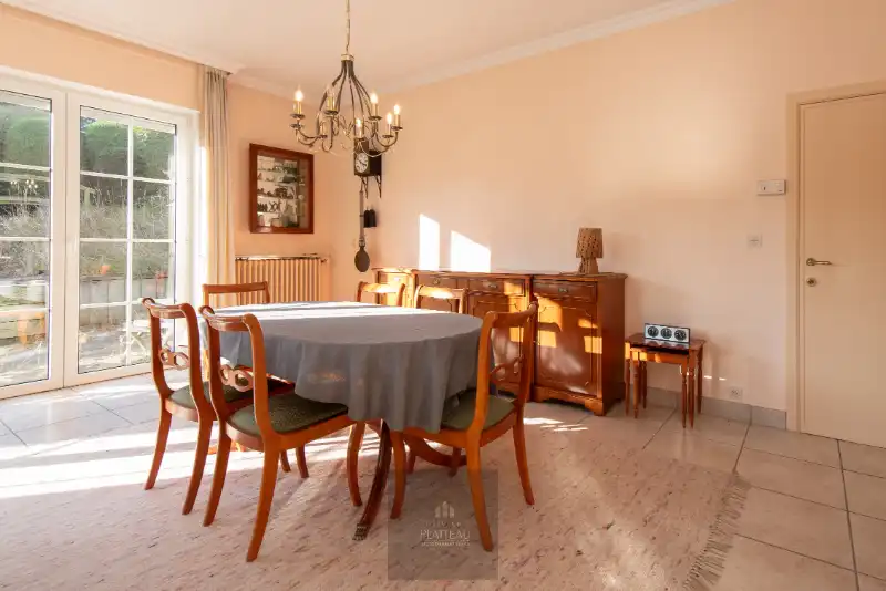 Grote villa op 1533m² gelegen centraal in de Simli-wijk te Nieuwpoort-Bad. foto 13