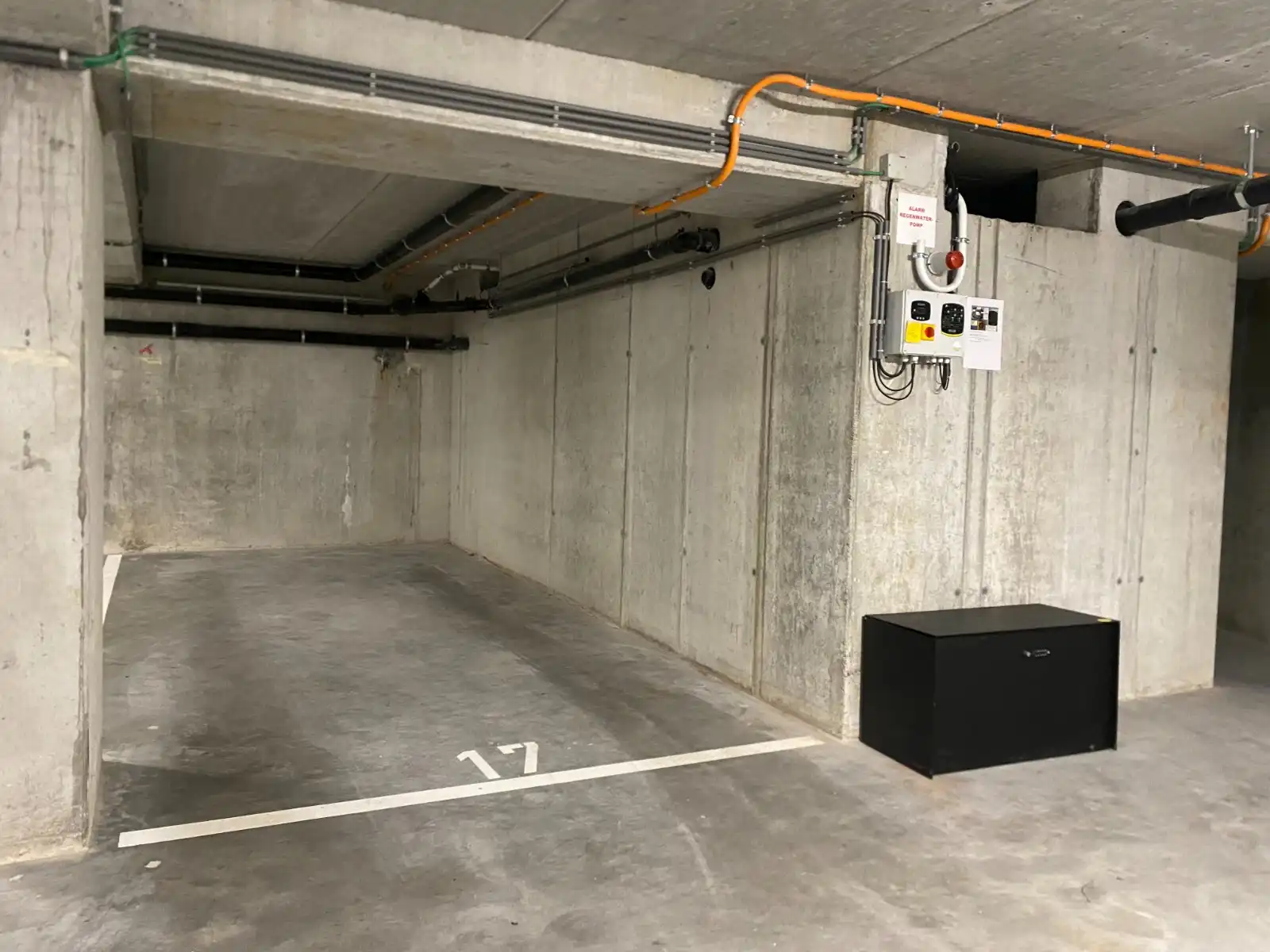 Ondergrondse staanplaats onder de residentie Parc O' sud foto 4