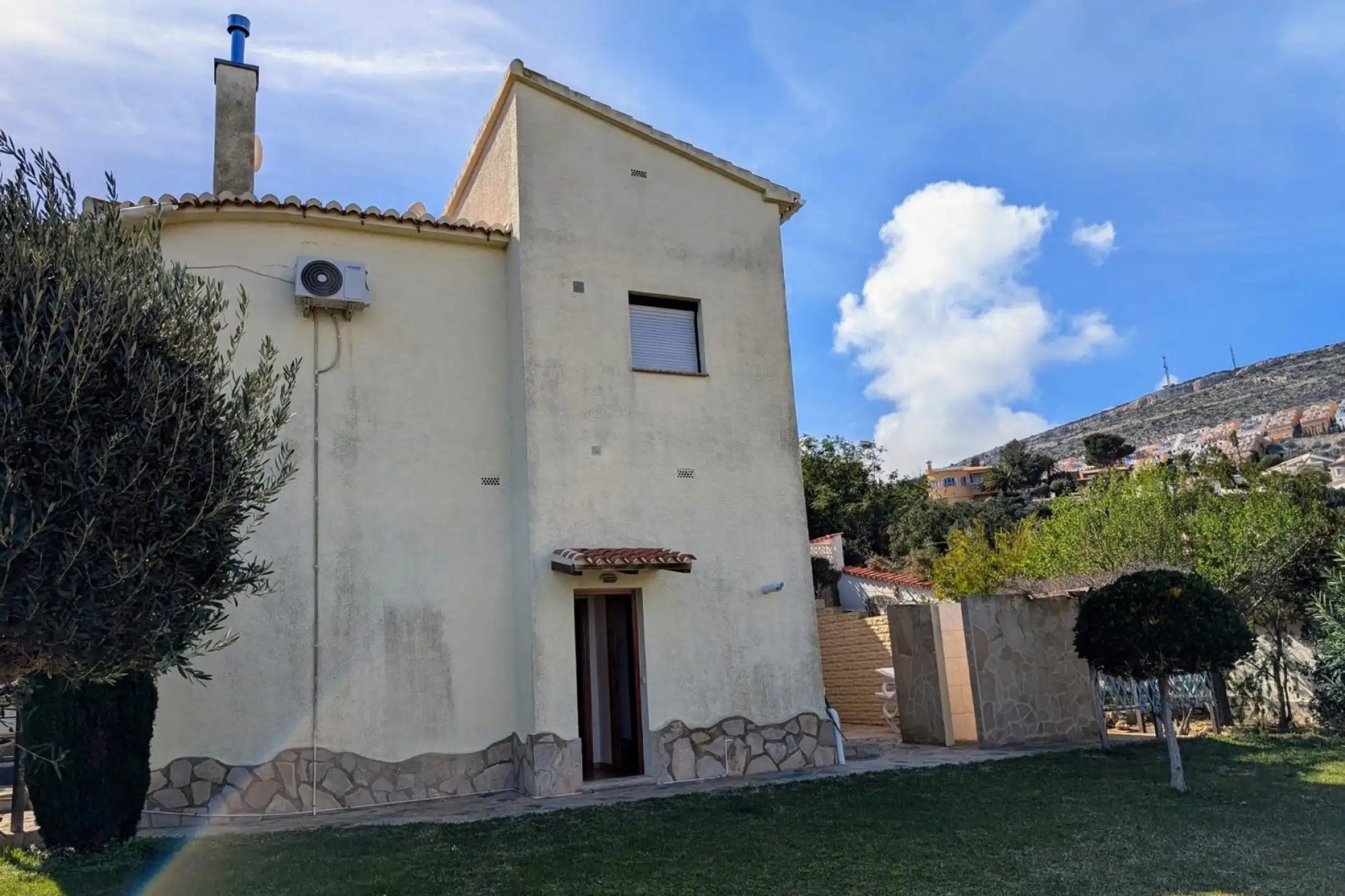 Casalina España stelt te koop villa op Cumbre del Sol  foto 10