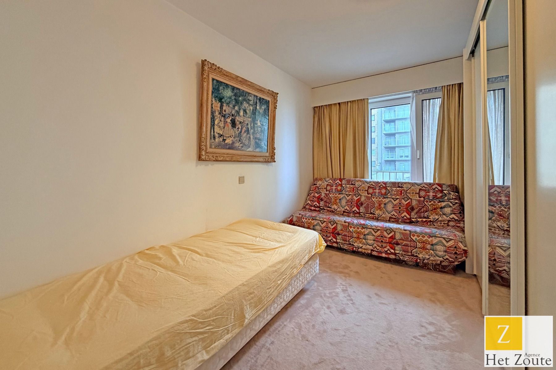 Te renoveren appartement op enkele passen van de Zeedijk foto 9