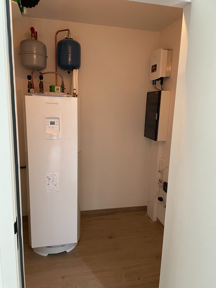 Mooi recent duplex appartement te huur met 3 slaapkamers. foto 16