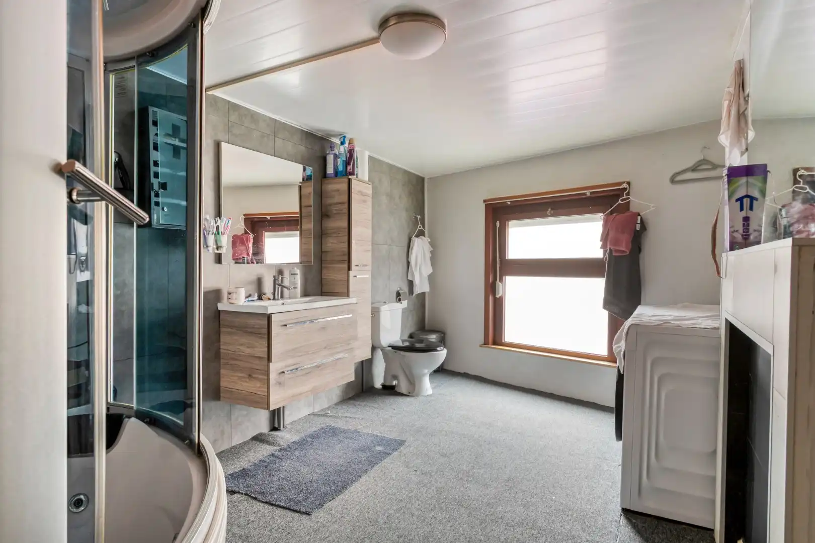 Handelshuis met woonst op centrale locatie, 5 slaapkamers foto 7