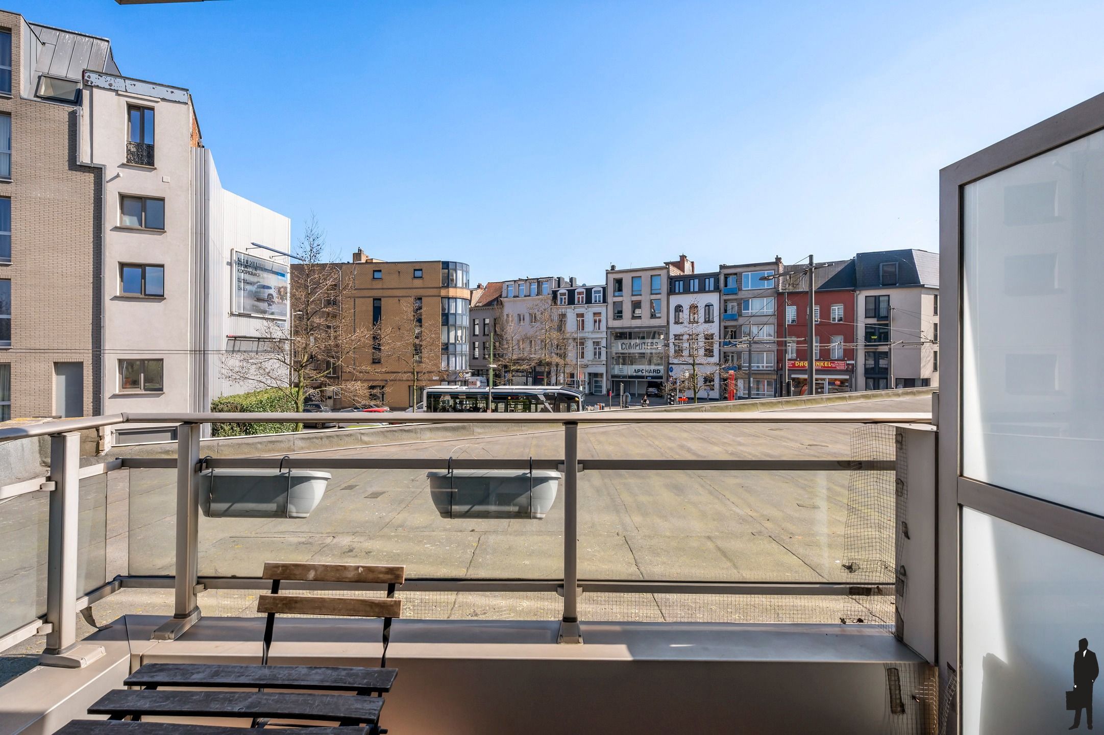 Charmant 1-slaapkamer appartement met oostgericht terras foto 6