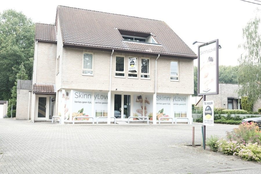 Appartement met 2 slaapkamers in Hasselt met ruim terras foto {{pictureIndex}}