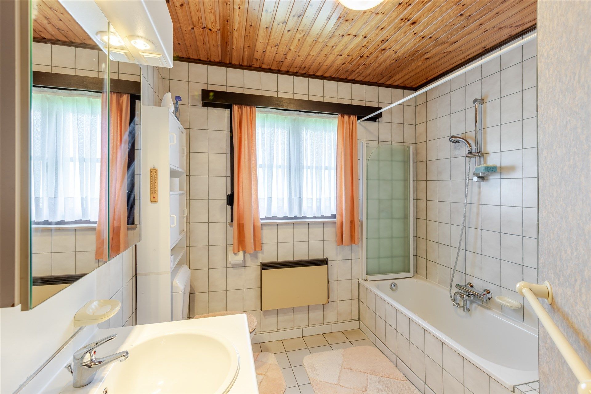 Prachtig gelegen bungalow in mooie, rustige buurt foto 11