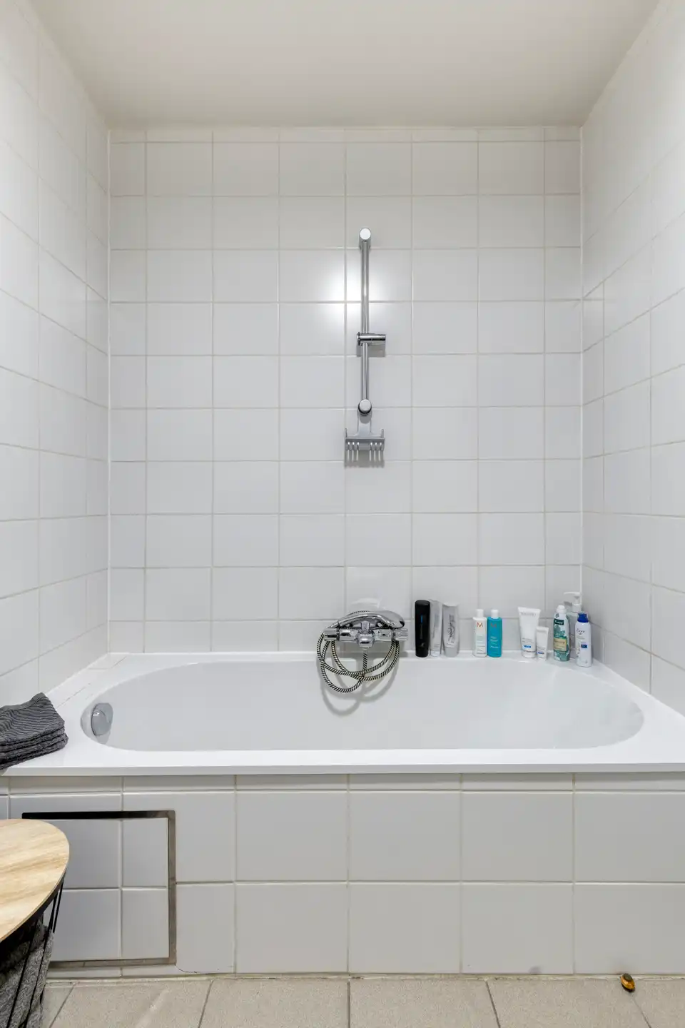 Ruim appartement(143m2) met 3 slaapkamers in hartje Wezemaal foto 12