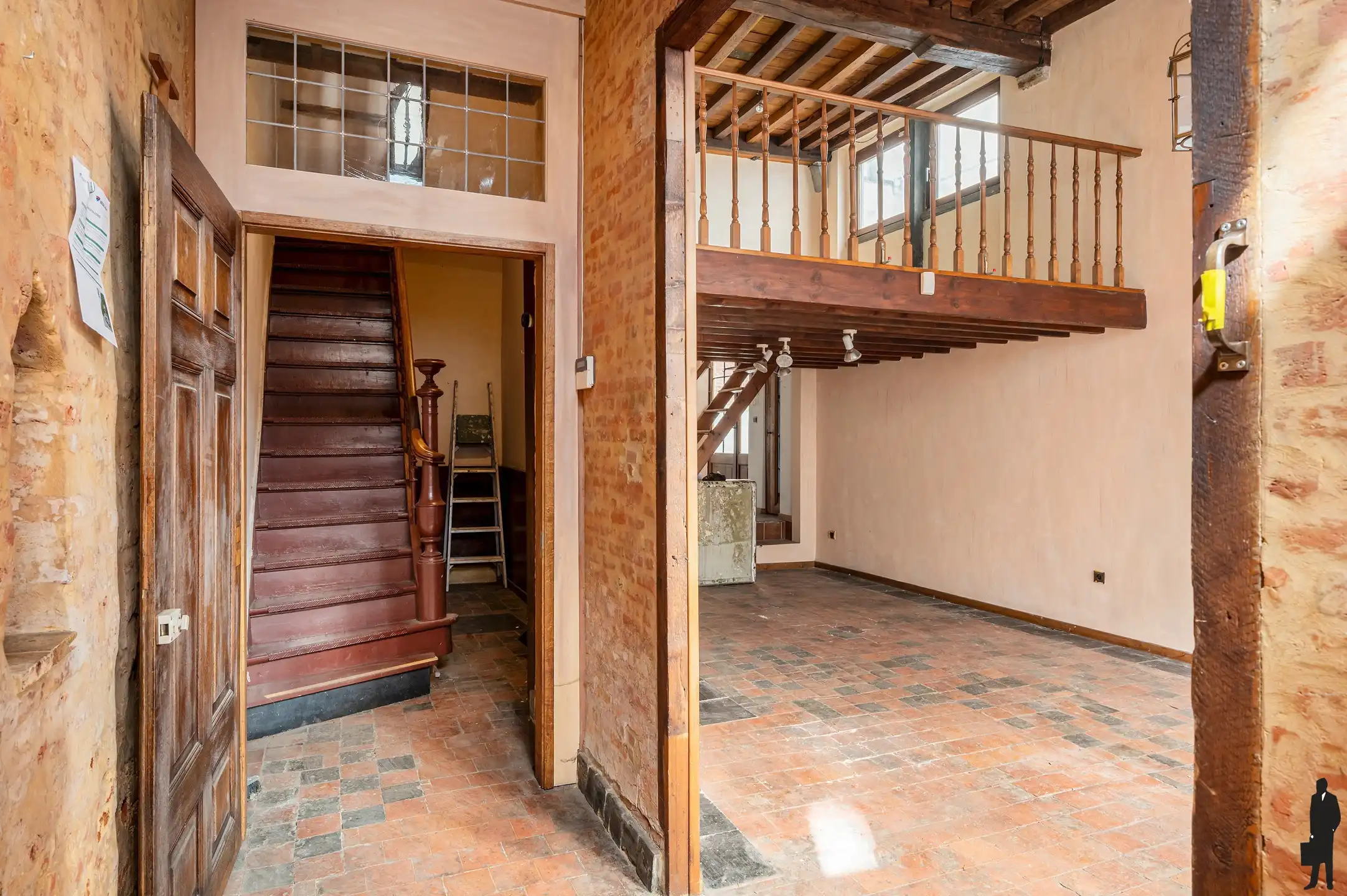 Karakterwoning met atelier en terras foto 7