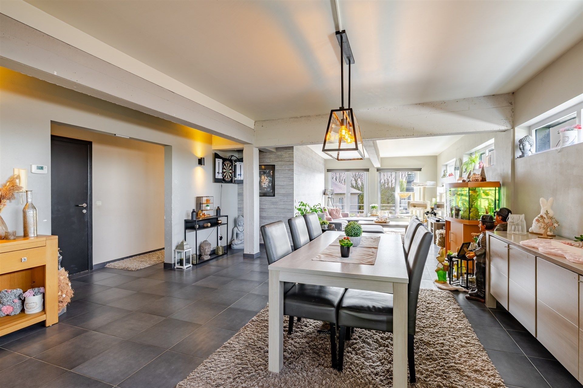 Ruim 2 slp app met terras en garage op topligging in Ten-Ede foto 7