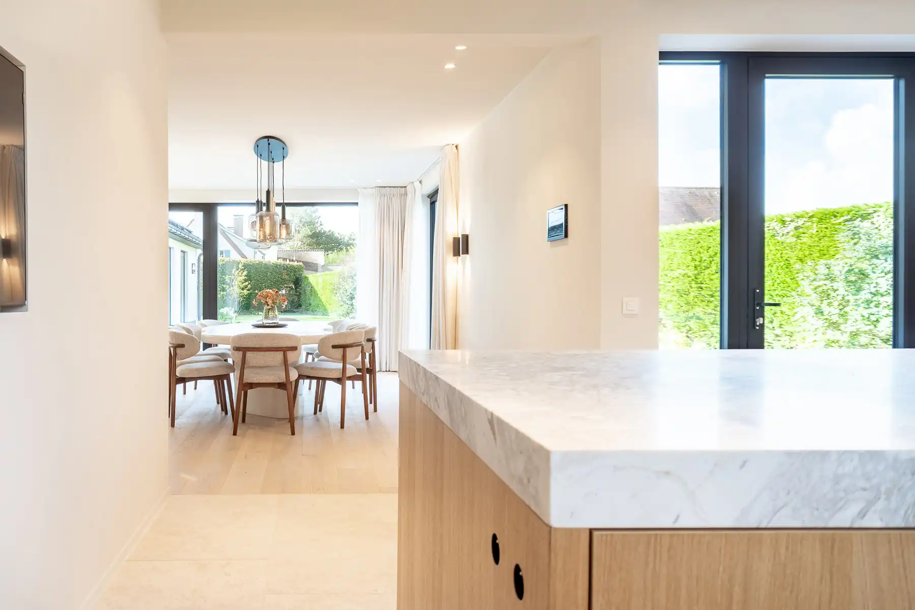 Smaakvol gerenoveerde alleenstaande woning foto 5