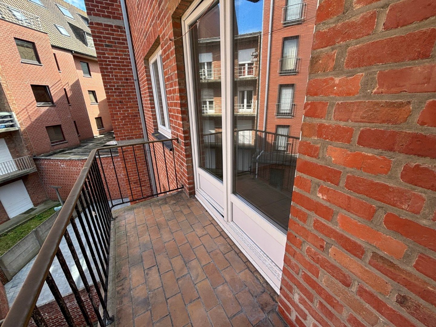 Te huur: Ongemeubeld appartement op jaarbasis – 2 slaapkamers – Dichtbij zee en centrum foto 12
