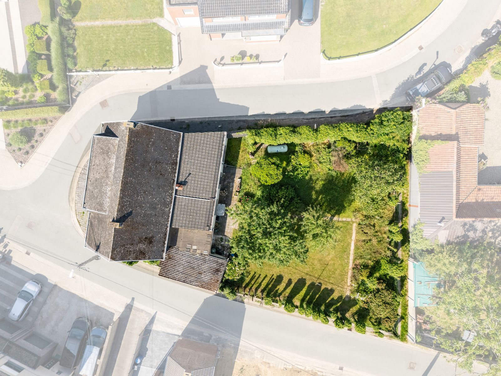 Te renoveren woning met 4 slaapkamers en mooie tuin in het rustige Haaltert foto 30