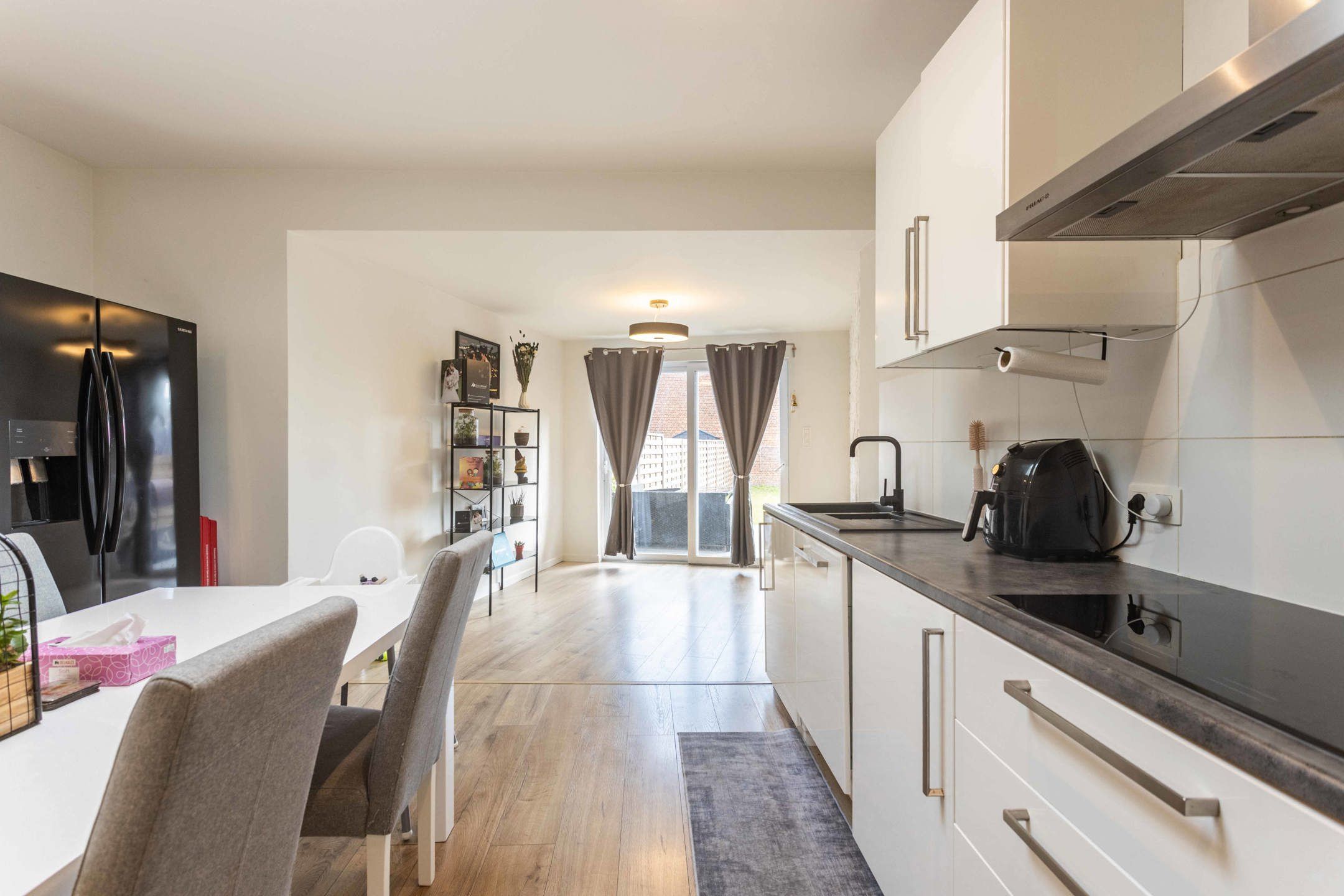 Interessante opportuniteit; gerenoveerde woning met tuin!  foto 6
