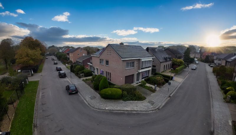 Goed onderhouden woning centrum Geel, rustig gelegen! foto 2